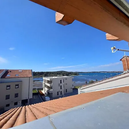 Apartment Karlo Medulin