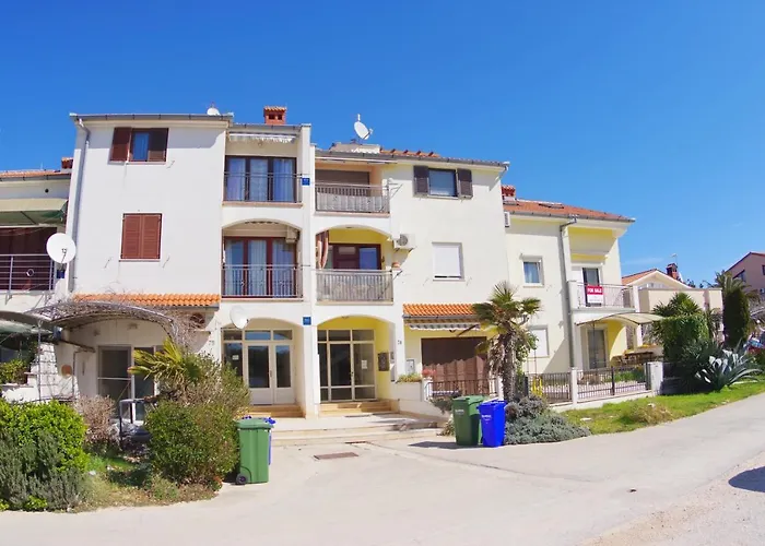 Karlo Appartement